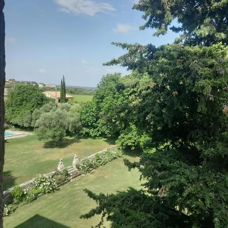Château De Séjour chez l'habitant Sagriès